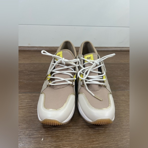 Michael Kors Liv Trainer Sneakers - Picture 3 of 11